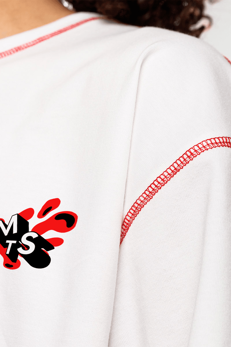 تي شيرت كبير الحجم مخيط بالثلج