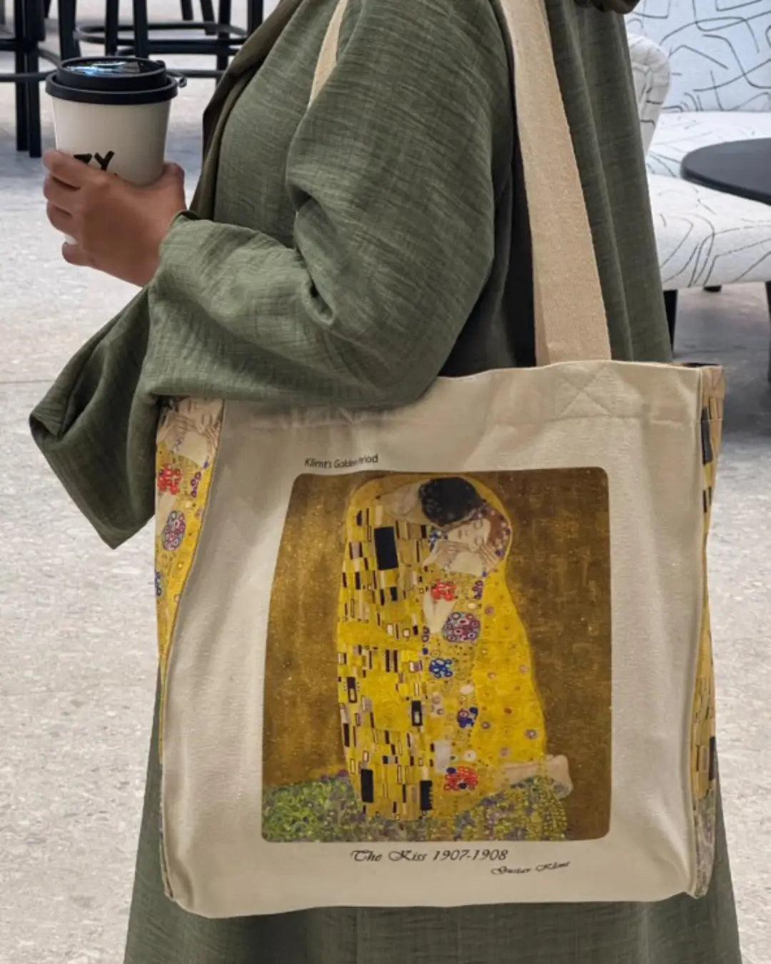 Gustav Klimt The Kiss - Tote Bag