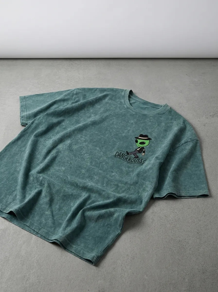 Dangrousss Alien T-shirt - Oversized T-Shirt | My Turtle