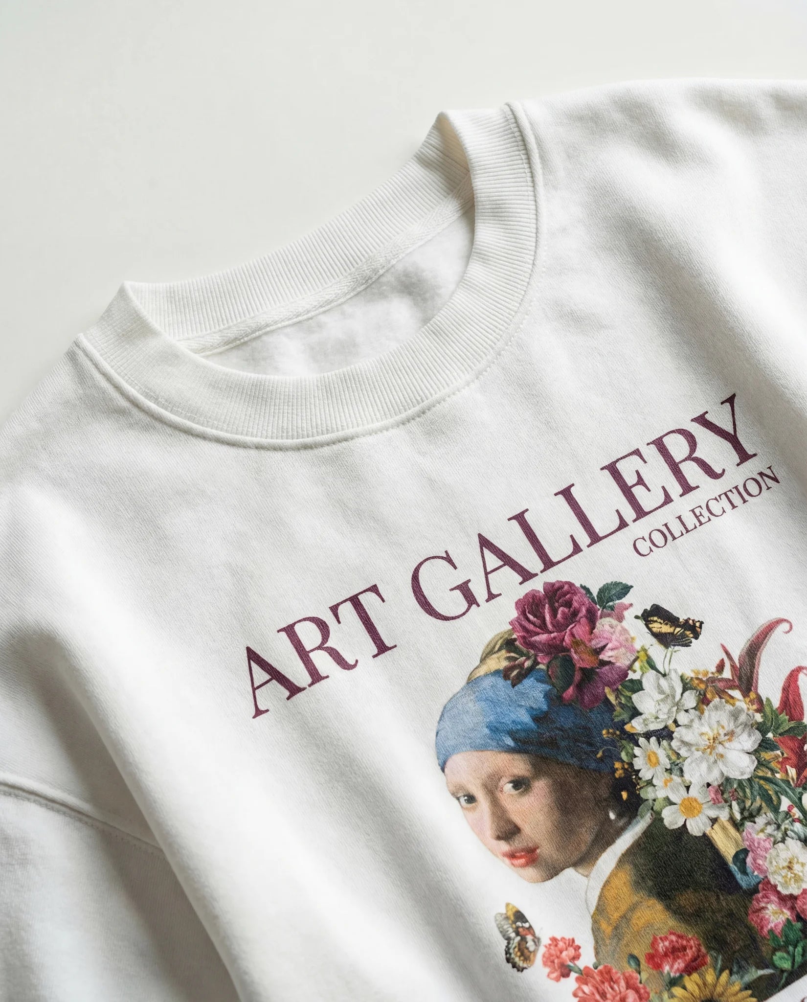 Girl with Pearl Earring Art Gallery Crewneck - Sweatshirt | My Turtle