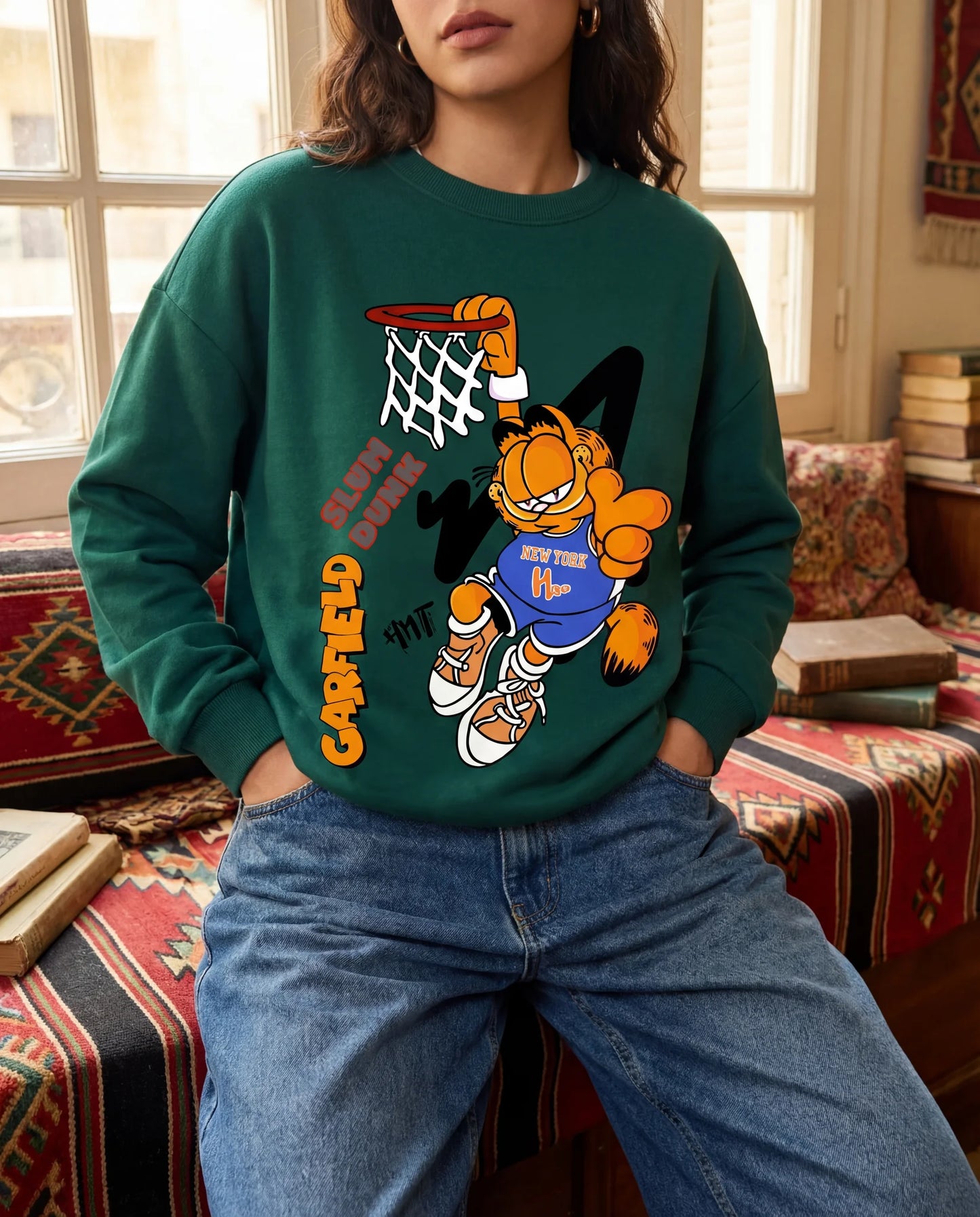 Money Don't Sleep Graphic Crewneck - Sweatshirt | My Turtle